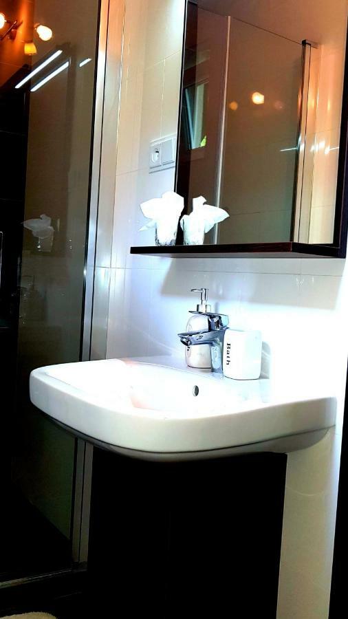 Pizzeria Alzbetka Hotel Strecno Luaran gambar